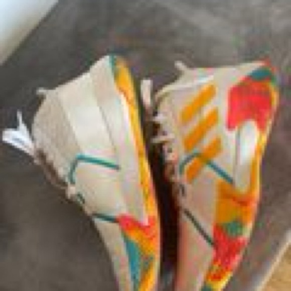 Adidas Court Vision 2.0 Rainbow Sole Art FZ1375 basketball shoes. Sz 7 men’s. main image 12